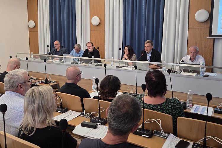 Shrnutí volebního období jednání zastupitelstva