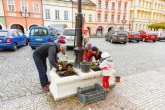 Den Země - výsadba květin na svitavském náměstí - fotogalerie